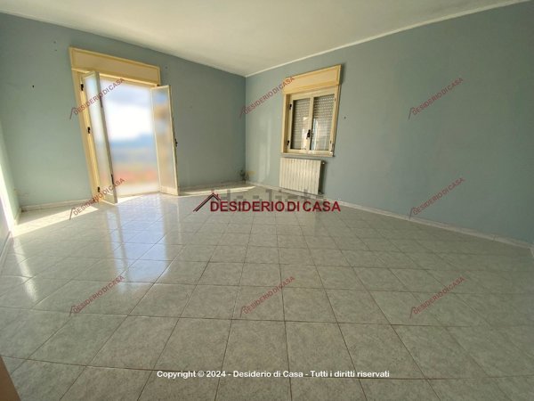 appartamento in vendita a Piana degli Albanesi