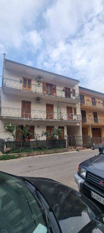 appartamento in vendita a Piana degli Albanesi