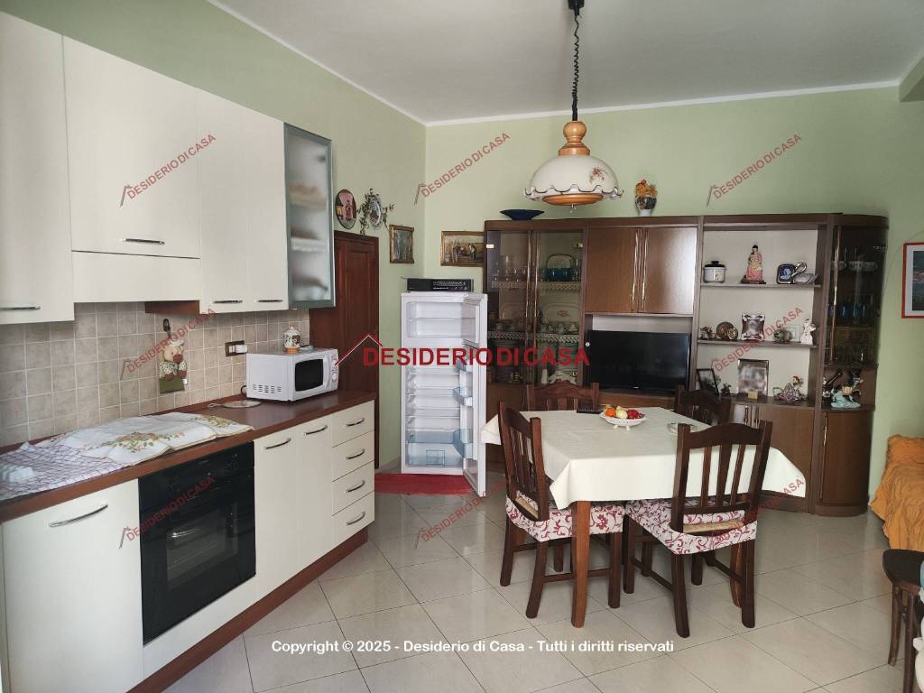 casa indipendente in vendita a Piana degli Albanesi