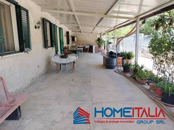 casa indipendente in vendita a Piana degli Albanesi