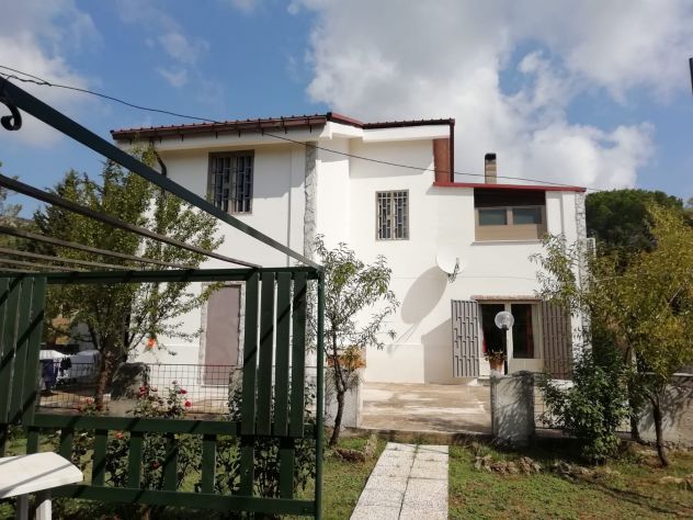 casa indipendente in vendita a Piana degli Albanesi