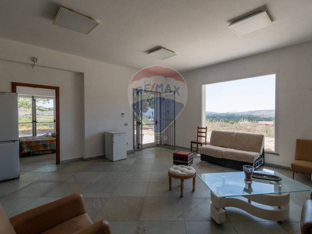 casa indipendente in vendita a Piana degli Albanesi