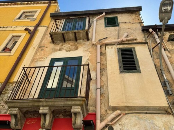 appartamento in vendita a Piana degli Albanesi