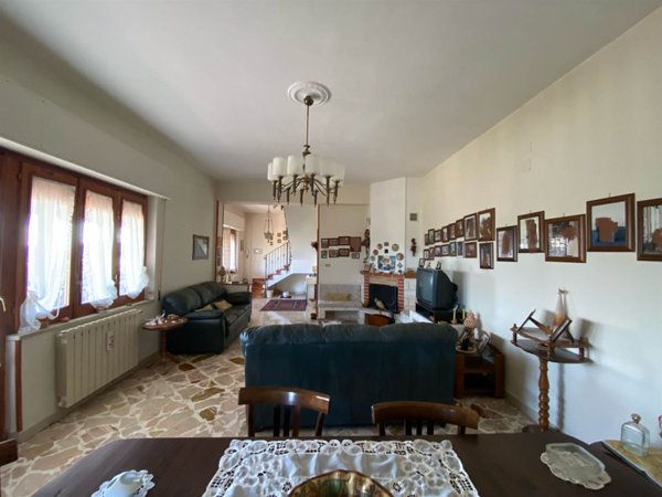 casa indipendente in vendita a Piana degli Albanesi