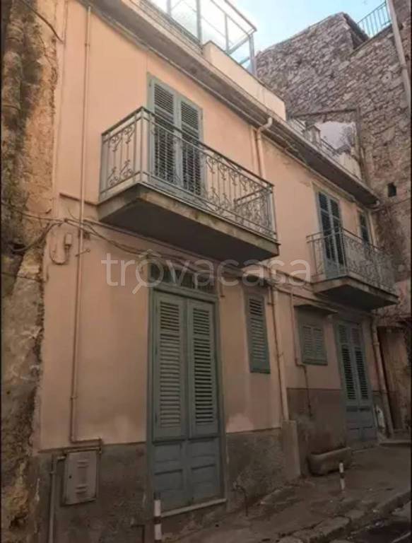 appartamento in vendita a Piana degli Albanesi