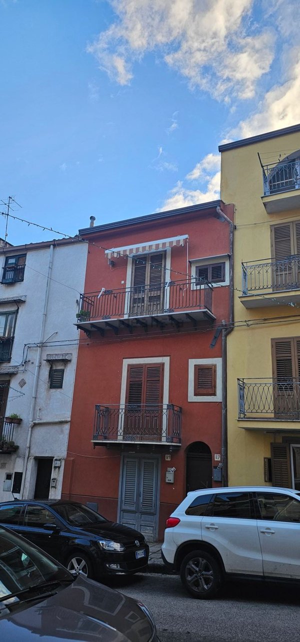 appartamento in vendita a Piana degli Albanesi