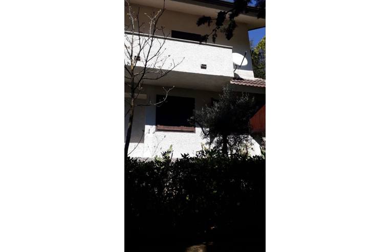 casa indipendente in vendita a Piana degli Albanesi