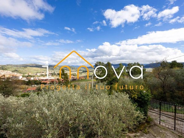 casa indipendente in vendita a Piana degli Albanesi