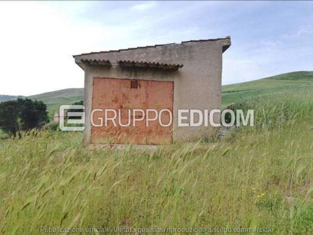 locale di sgombero in vendita a Piana degli Albanesi