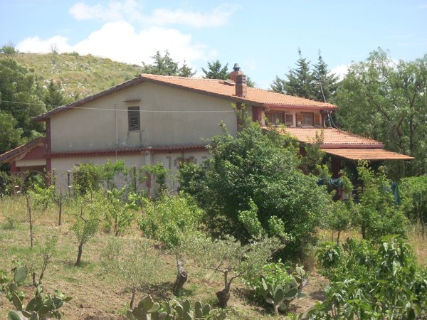 quadrivano in vendita a Piana degli Albanesi