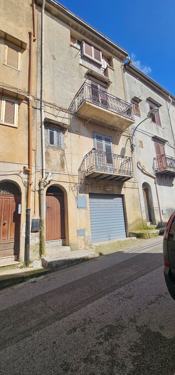 appartamento in vendita a Piana degli Albanesi