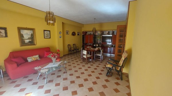 appartamento in vendita a Piana degli Albanesi