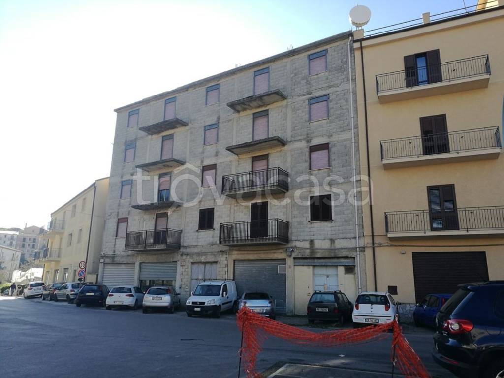 appartamento in vendita a Polizzi Generosa