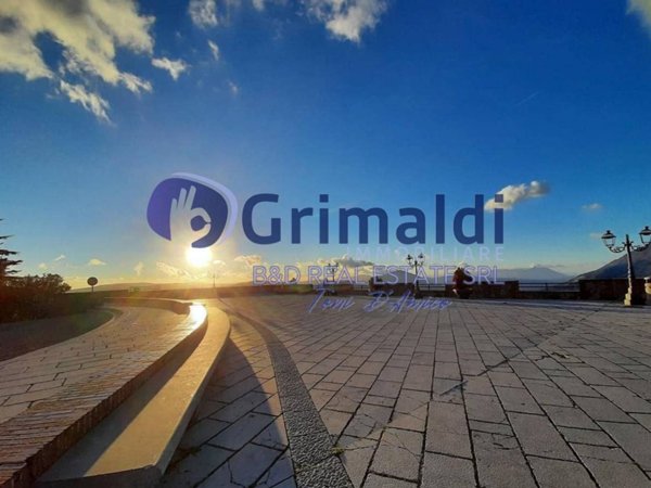 casa indipendente in vendita a Polizzi Generosa