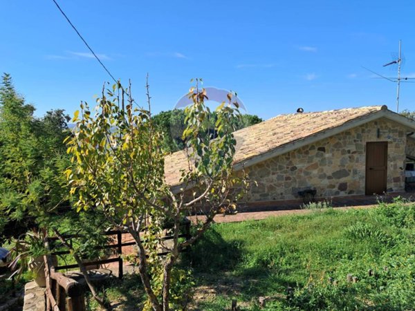 casa indipendente in vendita a Polizzi Generosa