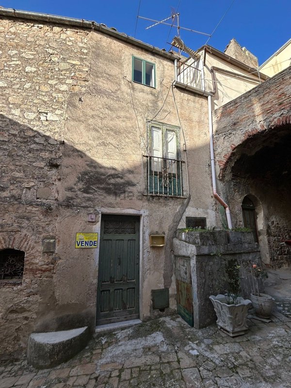 appartamento in vendita a Polizzi Generosa