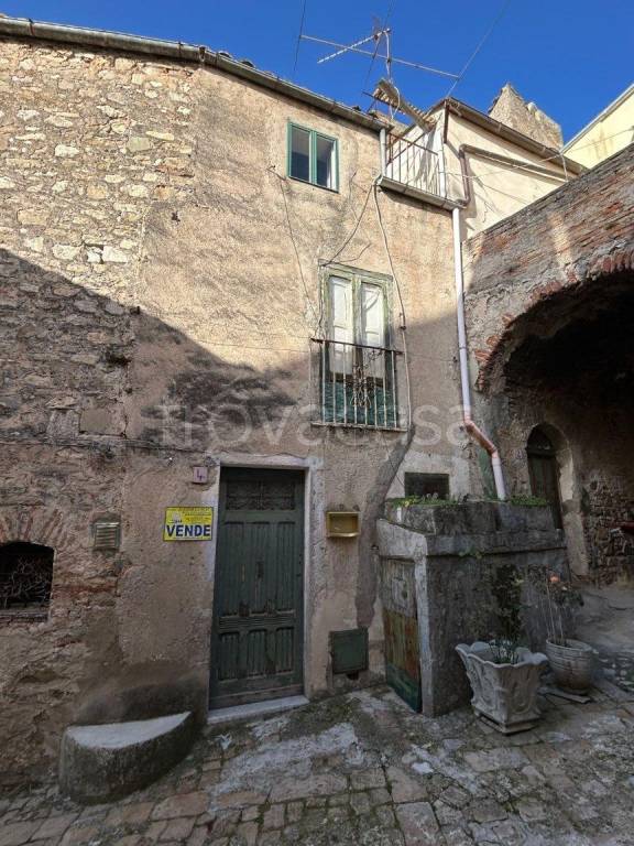 casa indipendente in vendita a Polizzi Generosa