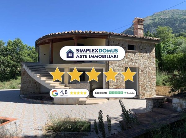 casa indipendente in vendita a Polizzi Generosa