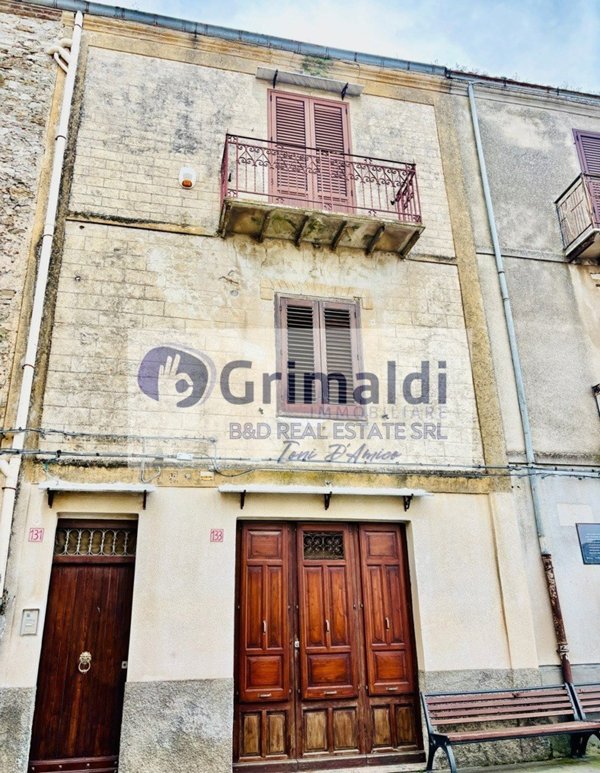 casa indipendente in vendita a Polizzi Generosa