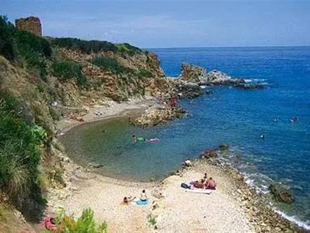 appartamento in vendita a Pollina in zona Finale