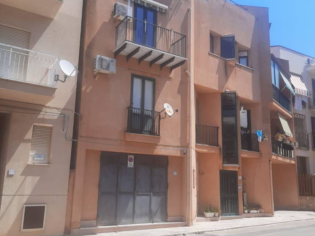 appartamento in vendita a Pollina in zona Finale