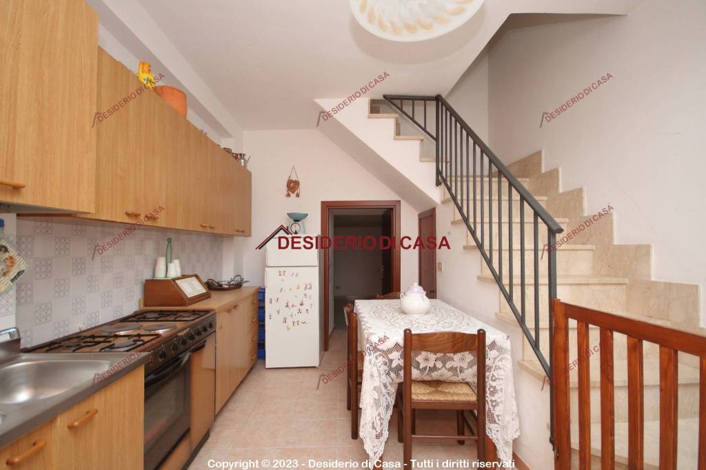 casa indipendente in vendita a Pollina