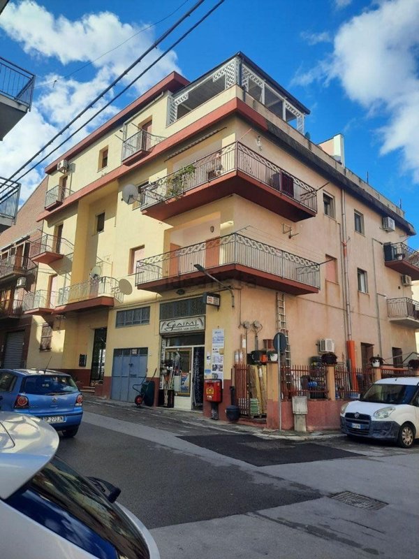 appartamento in vendita a Pollina in zona Finale