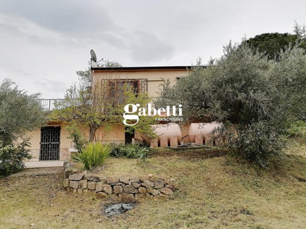 casa indipendente in vendita a Pollina