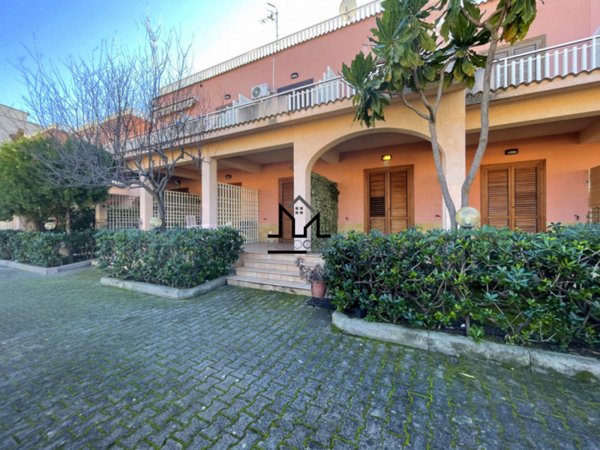 casa indipendente in vendita a Pollina in zona Finale