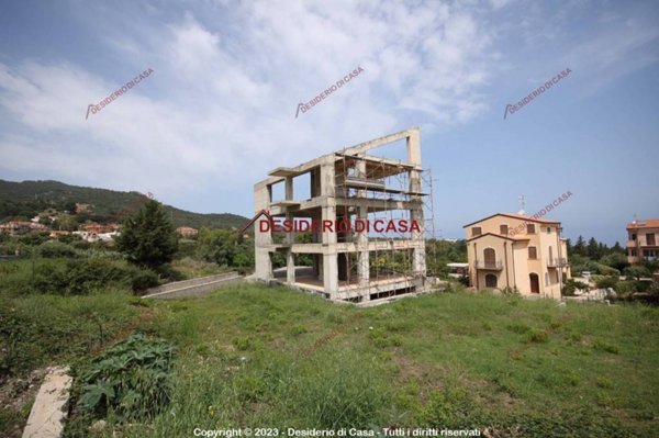 casa indipendente in vendita a Pollina in zona Finale