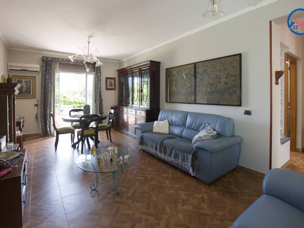 casa indipendente in vendita a Pollina in zona Finale