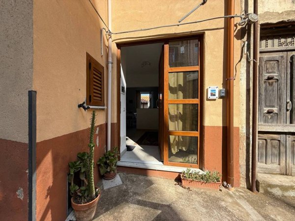 appartamento in vendita a Pollina