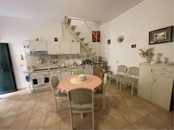 casa indipendente in vendita a Pollina