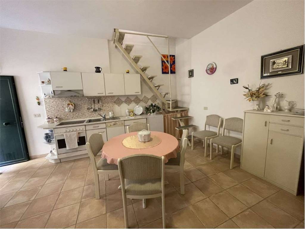 casa indipendente in vendita a Pollina