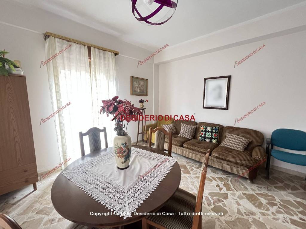 appartamento in vendita a Pollina in zona Finale