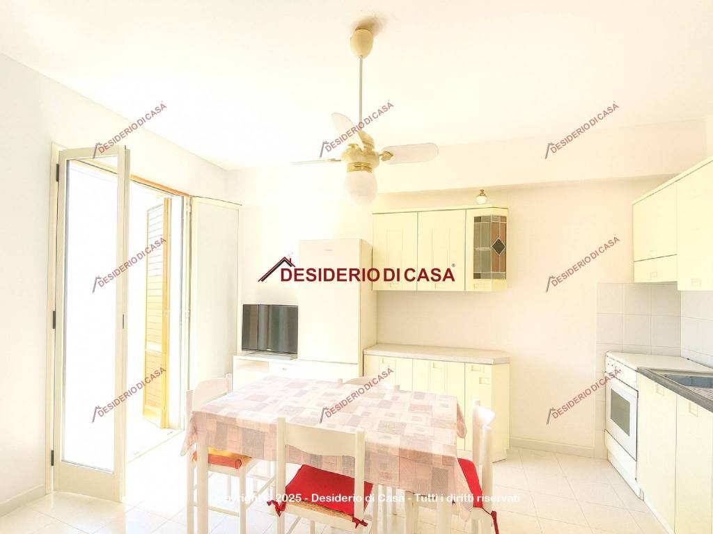 appartamento in vendita a Pollina in zona Finale