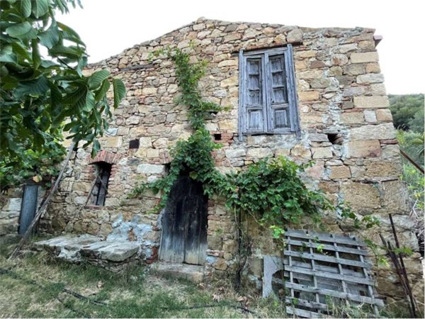 casa indipendente in vendita a Pollina