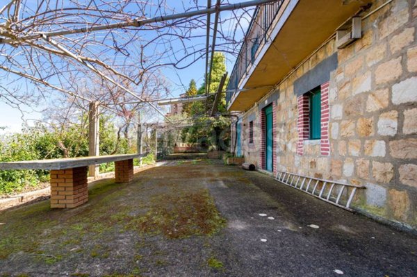 casa indipendente in vendita a Pollina