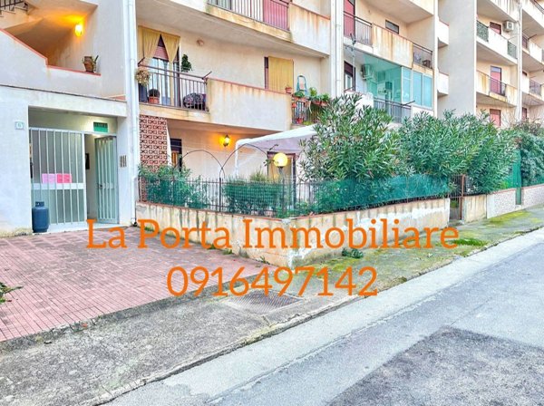 appartamento in vendita a Pollina in zona Finale