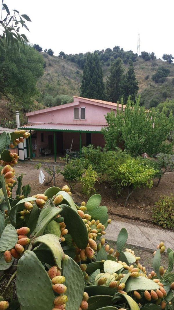 casale in vendita a Pollina