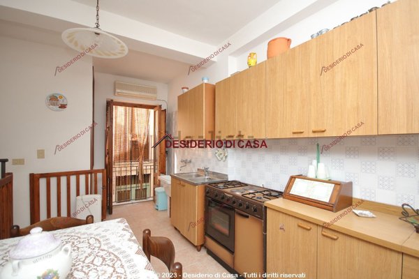 casa indipendente in vendita a Pollina