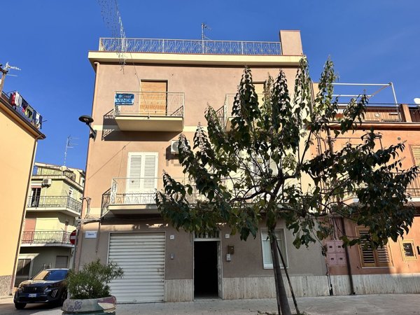 appartamento in vendita a Pollina in zona Finale