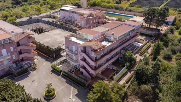 appartamento in vendita a Pollina in zona Finale