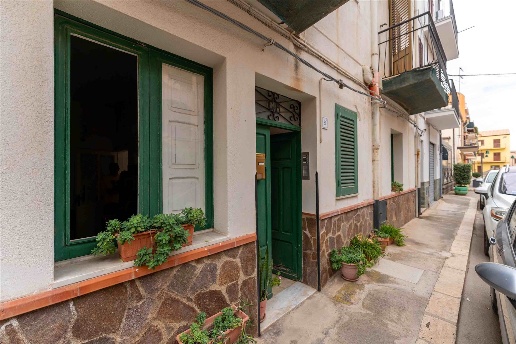 appartamento in vendita a Pollina in zona Finale