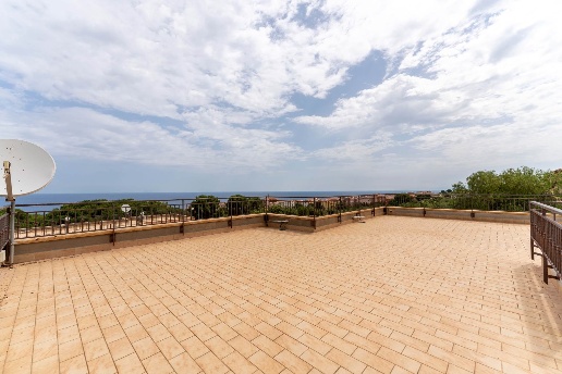 appartamento in vendita a Pollina in zona Finale