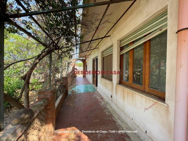 casa indipendente in vendita a Pollina