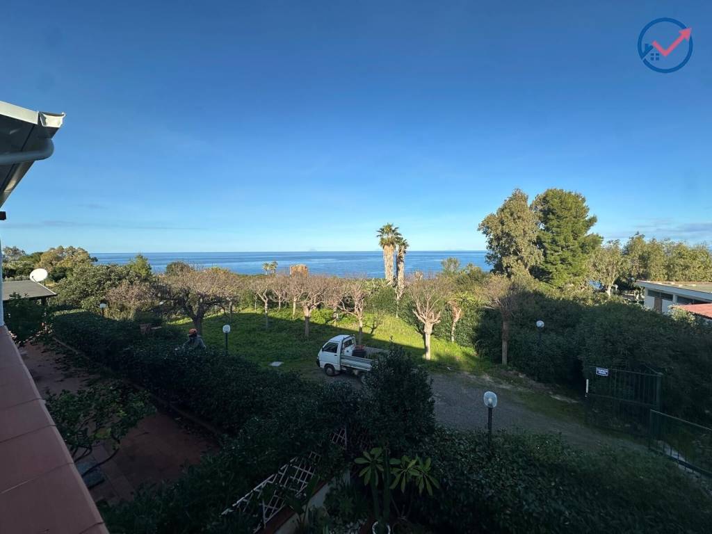 appartamento in vendita a Pollina in zona Finale