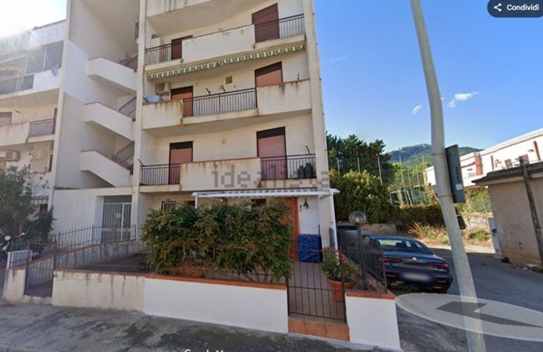 appartamento in vendita a Pollina in zona Finale