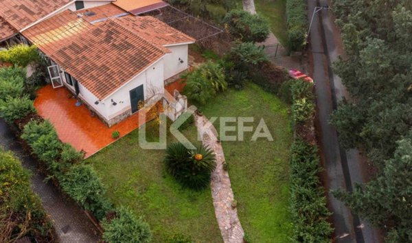 casa indipendente in vendita a Pollina in zona Finale