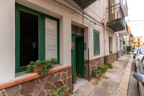 appartamento in vendita a Pollina in zona Finale